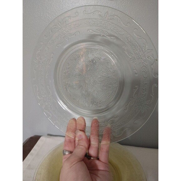 Set of 3 Yellow Macbeth Evans S PATTERN CRYSTAL 8 1/4" LUNCHEON PLATES - Picture 6 of 8